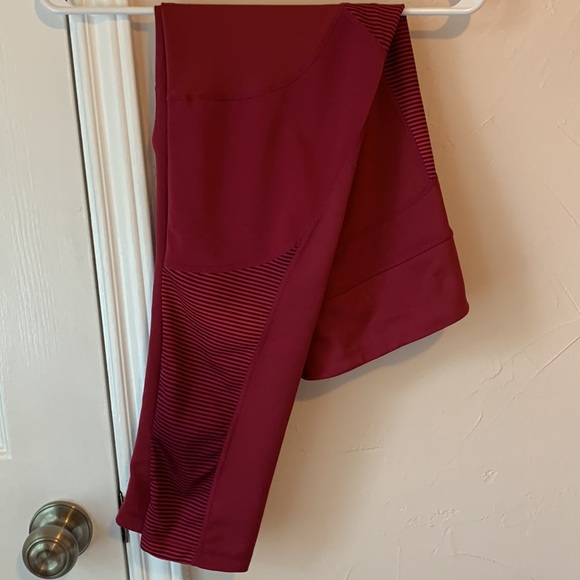 ADIDAS lot of TWO workout leggings - Picture 3 of 11